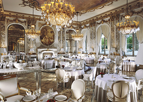 رستوران لاکچری