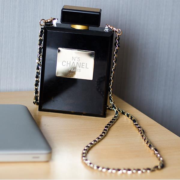 کیف “شیشه عطر” محصول شانل