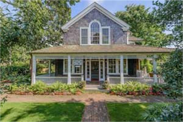 Georgian in the Hamptons
