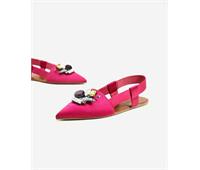 ساتن، این‌بار روی کفش!