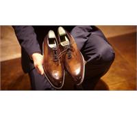 داستان برلوتی و کفش های مردانه لاکچری
